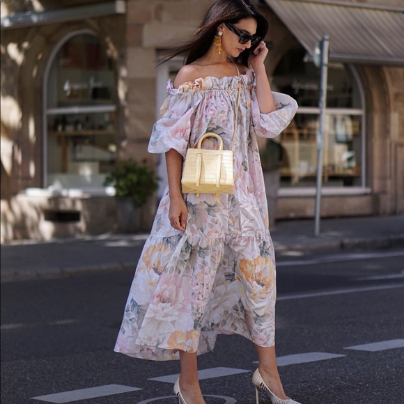 H&M Off-the-shoulder dress - Picture 2 of 12